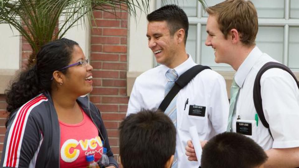 Misioneros mormones: 20 cosas que debes saber sobre ellos